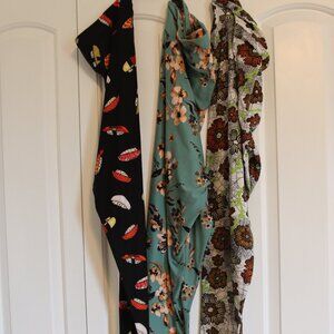 Three Pairs Lula Roe Leggings Size TC 2